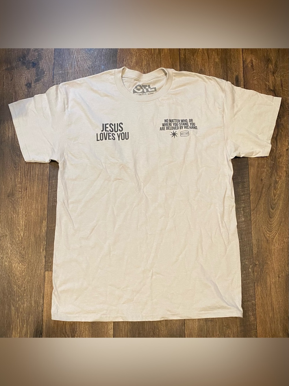 Jesus Loves You White Graphic T‑Shirt Size Large